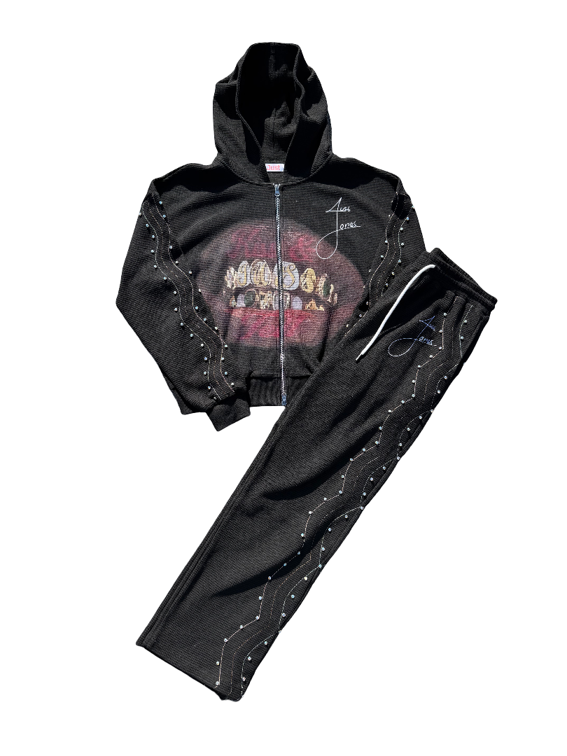 “Just Kiss & Tell” Jogger set